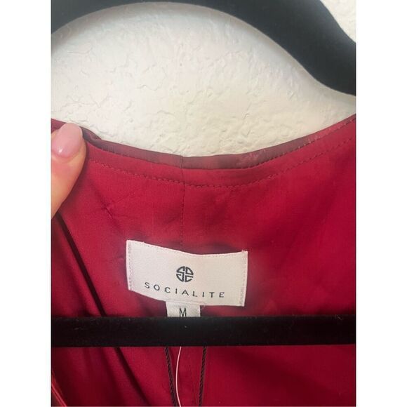 Socialite Stripe Long Sleeve Satin Wrap Dress NEW NWT - Picture 7 of 12